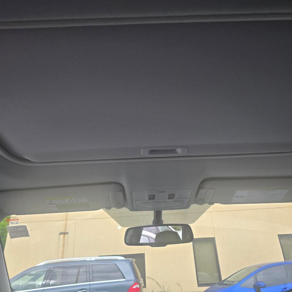 2014 Toyota RAV4 LIMITED  - Photo #13