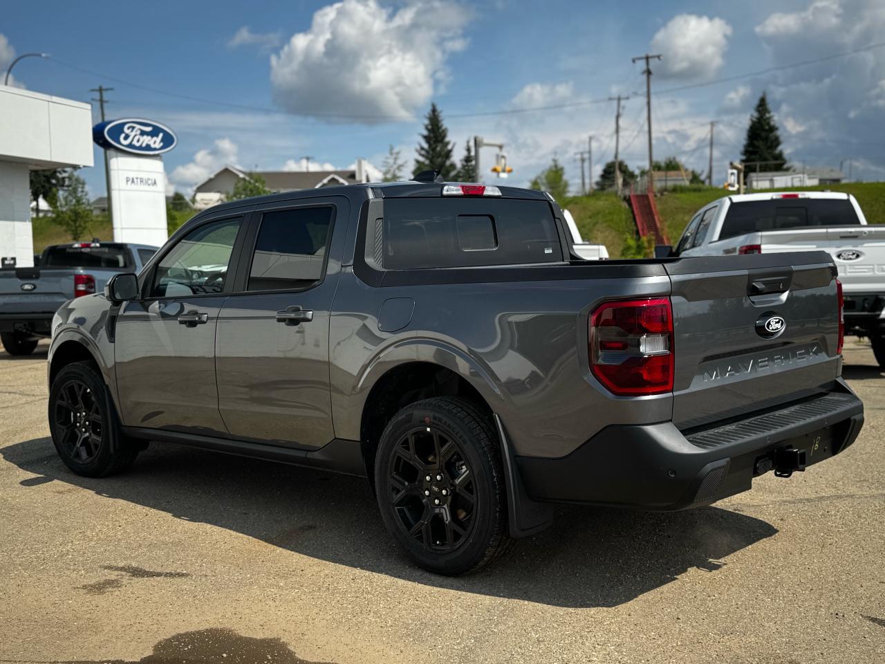 2025 Ford Maverick Lariat Photo2