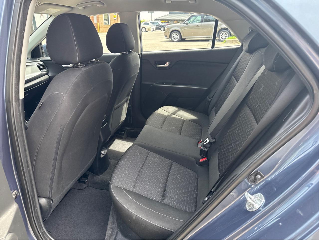 2021 Kia Rio 5 - Photo #10