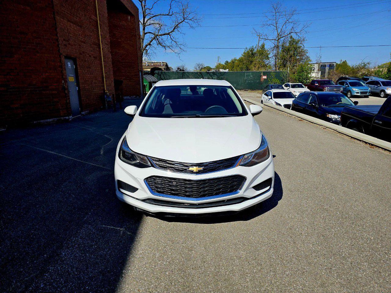Used 2017 Chevrolet Cruze Sedan LT (Automatic) for sale in Burlington, ON