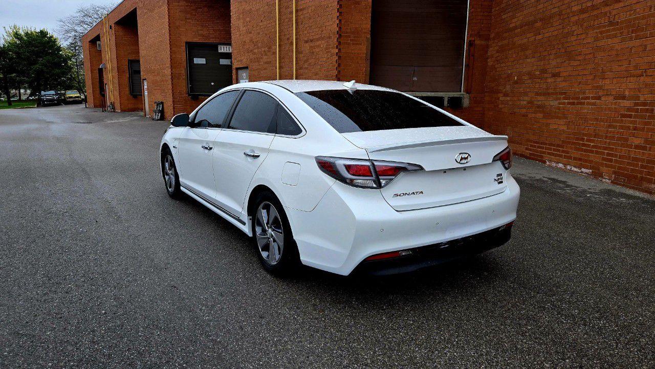 2017 Hyundai Sonata Plug-In Hybrid 4dr Sdn Ultimate - Photo #8