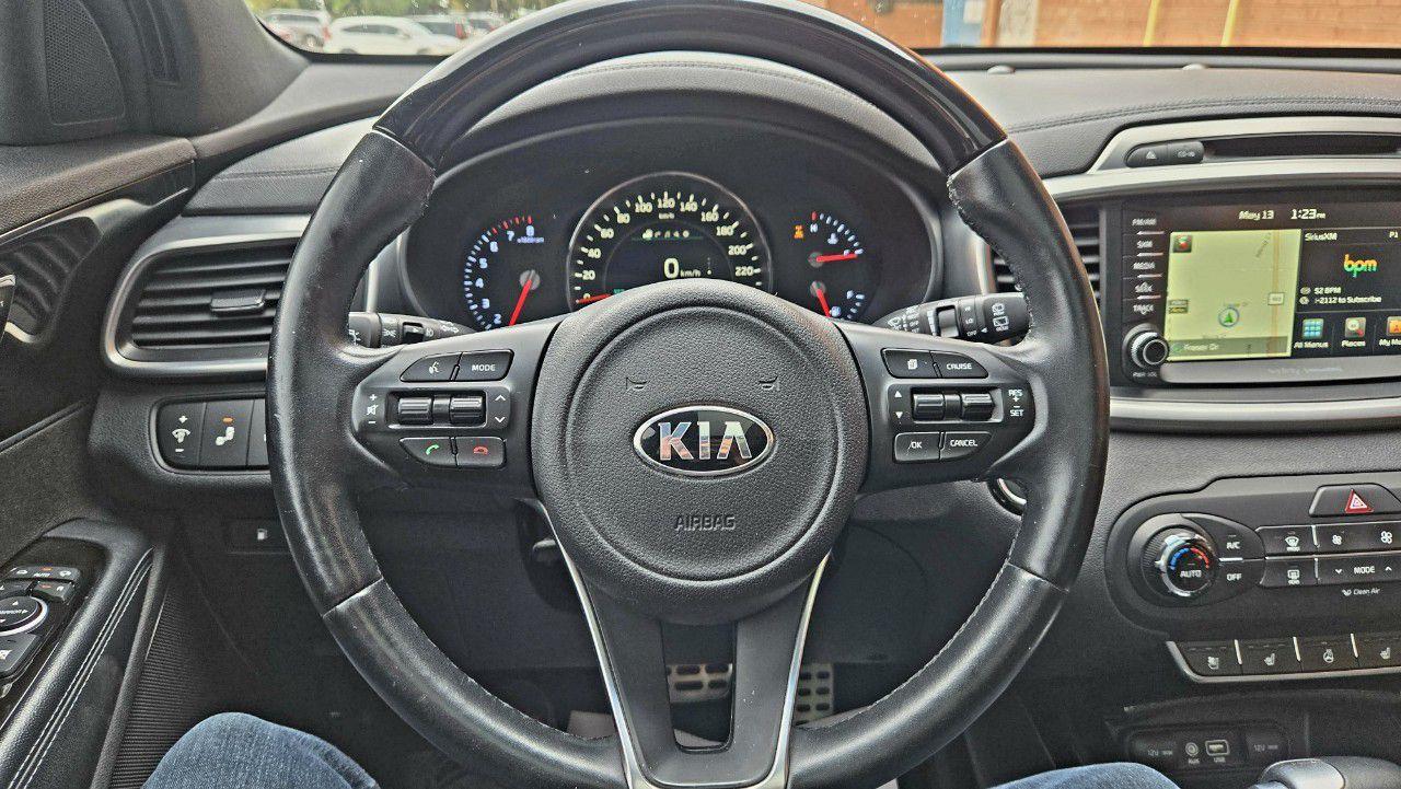 2017 Kia Sorento AWD 4dr SX V6 7-Seater - Photo #13