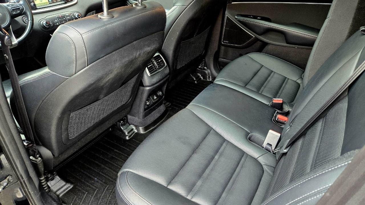 2017 Kia Sorento AWD 4dr SX V6 7-Seater - Photo #10
