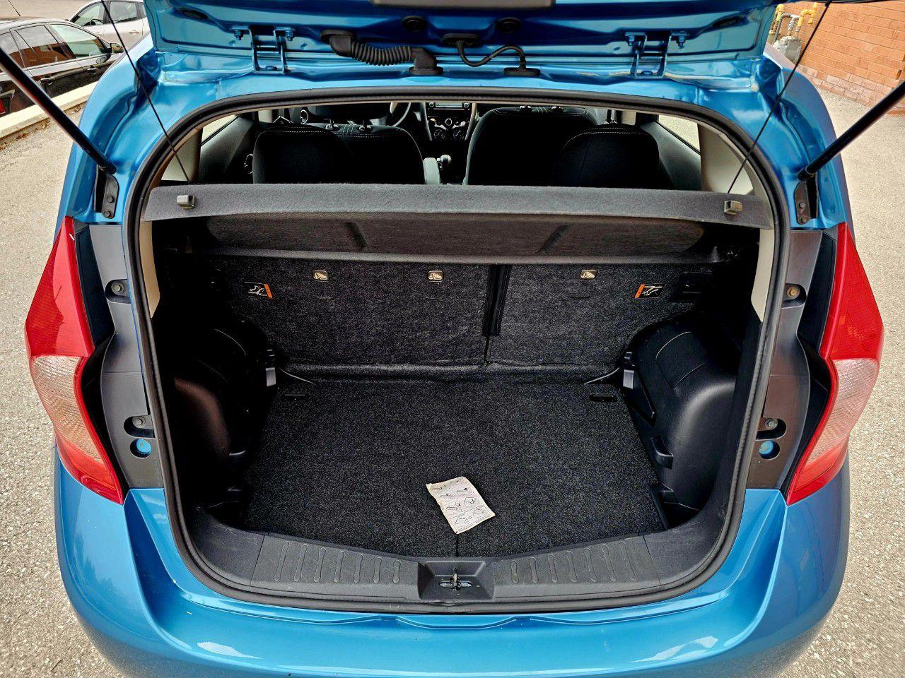 2015 Nissan Versa Note 5dr HB Auto 1.6 SL - Photo #14