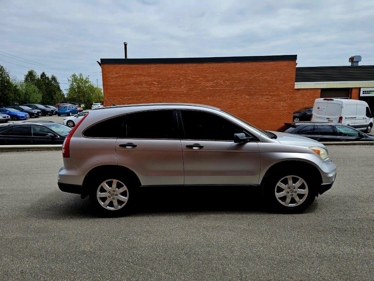 2010 Honda CR-V 4WD LX - Photo #4