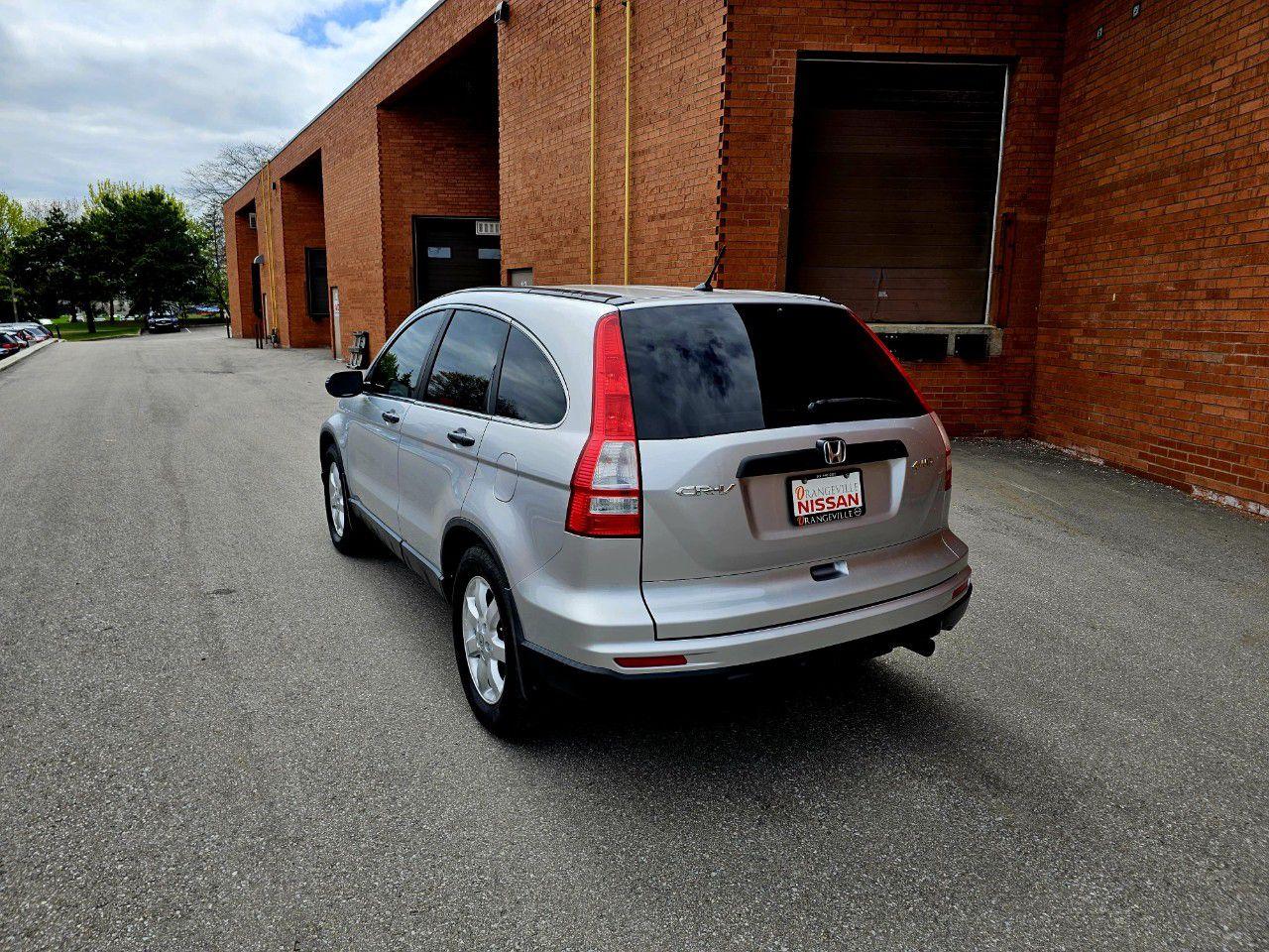 2010 Honda CR-V 4WD LX - Photo #5