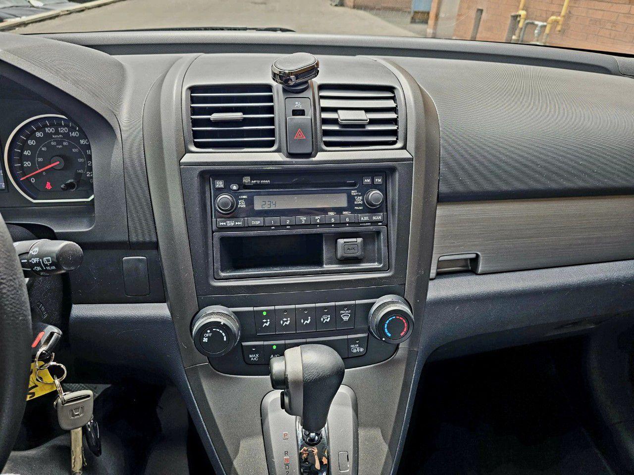 2010 Honda CR-V 4WD LX - Photo #12