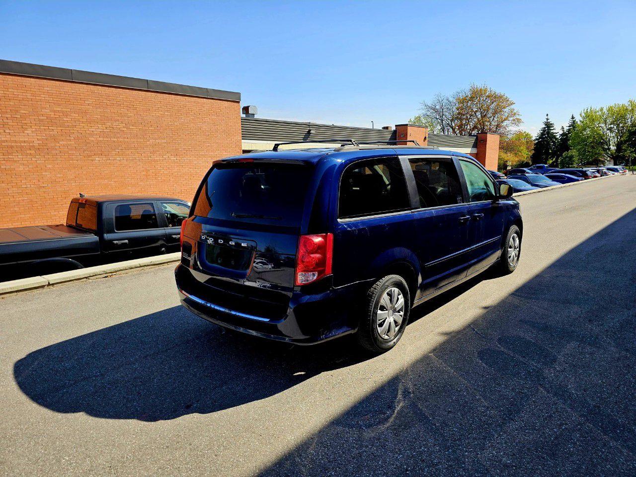 2012 Dodge Grand Caravan 4dr Wgn SXT - Photo #5