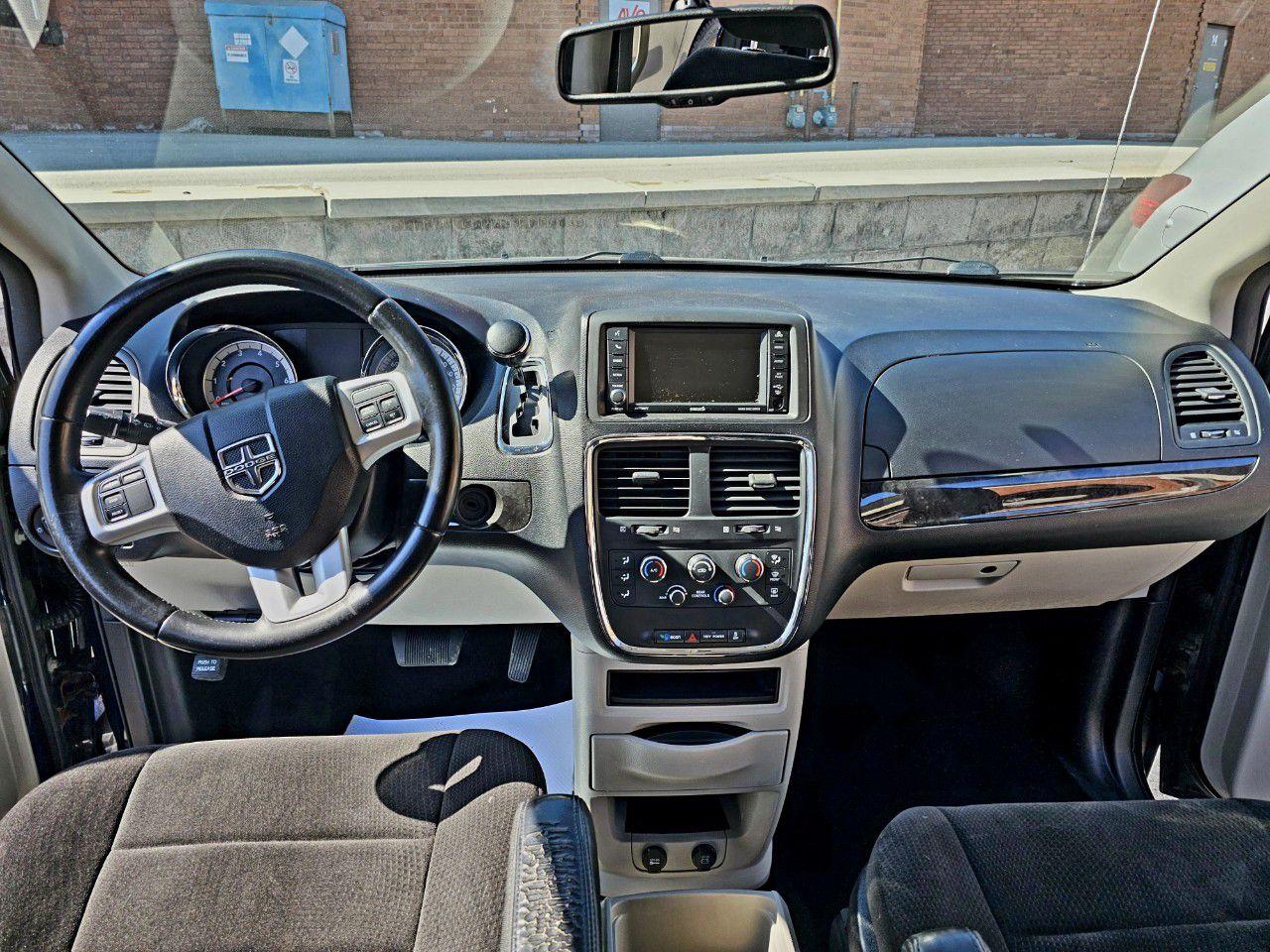 2012 Dodge Grand Caravan 4dr Wgn SXT - Photo #13