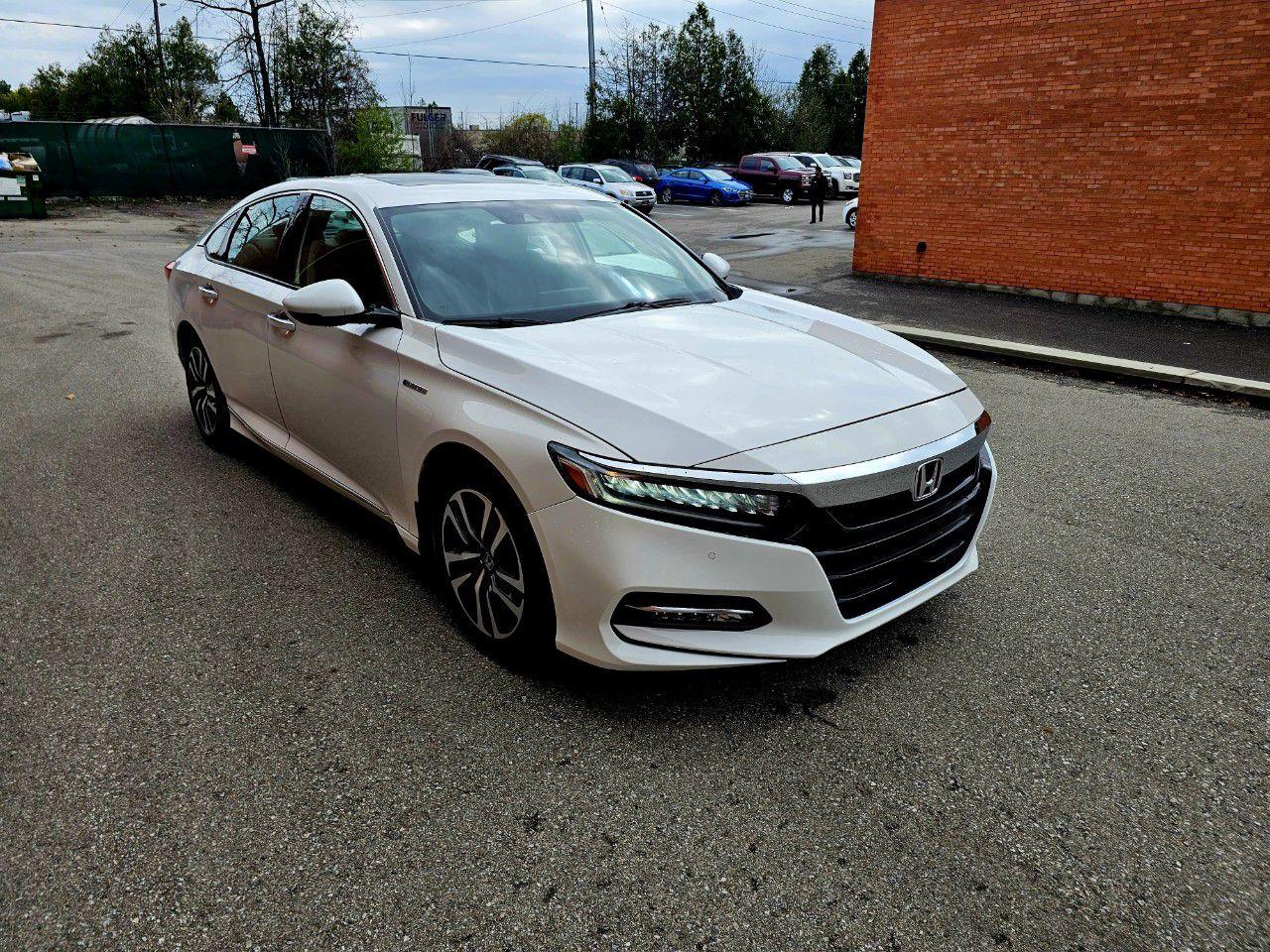 Used 2019 Honda Accord Hybrid Touring CVT Hybrid Sedan for sale in Burlington, ON