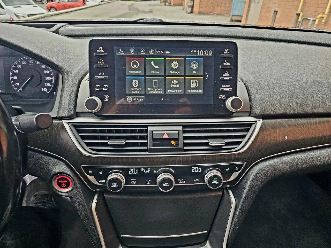 2019 Honda Accord Hybrid Touring CVT Hybrid Sedan - Photo #12