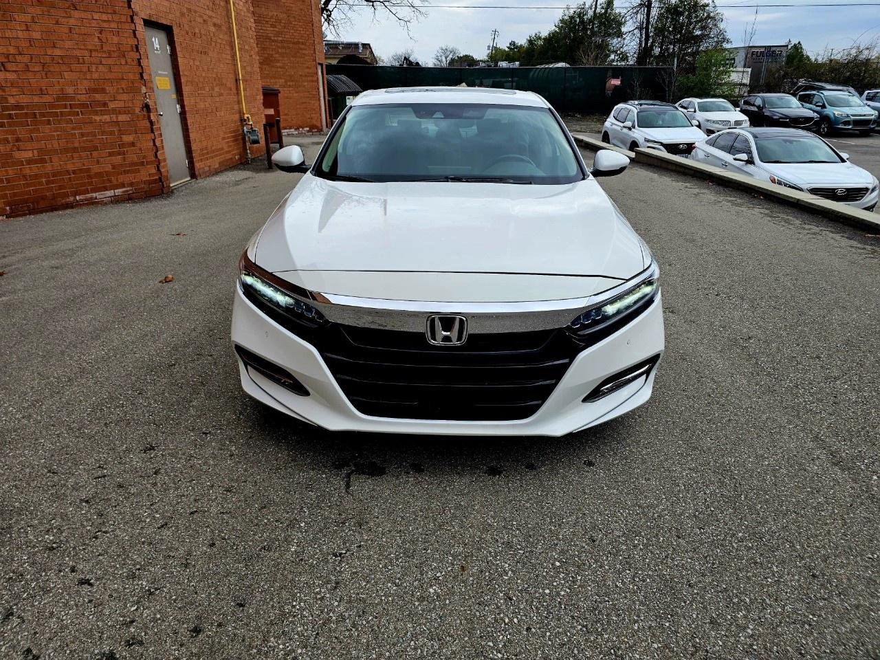 2019 Honda Accord Hybrid Touring CVT Hybrid Sedan - Photo #2