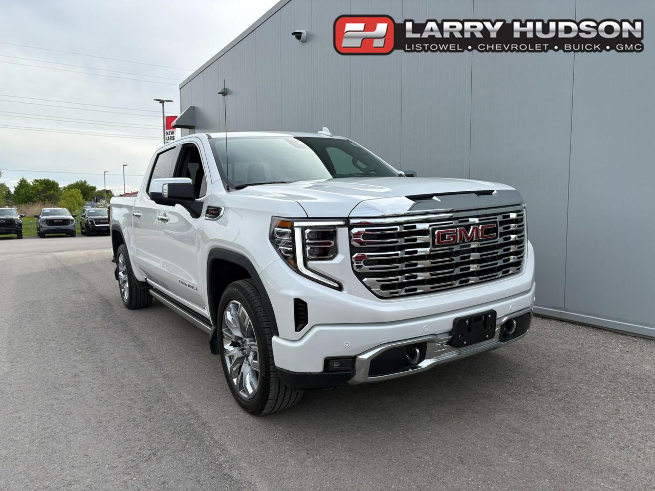 Used 2025 GMC Sierra 1500 One Owner | Denali Reserve | Crew | Sunroof | Technology Package | 22