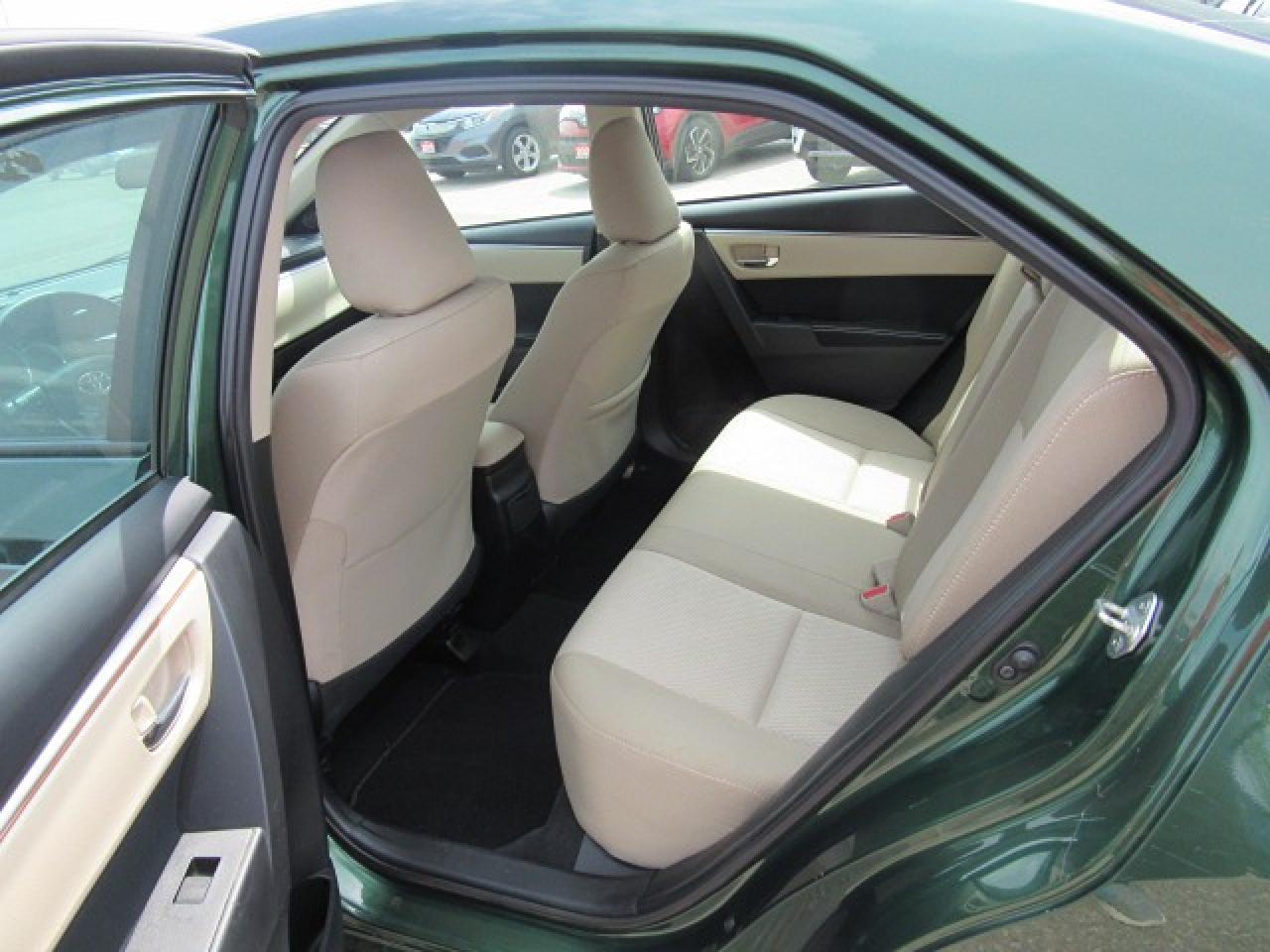 2015 Toyota Corolla LE Photo
