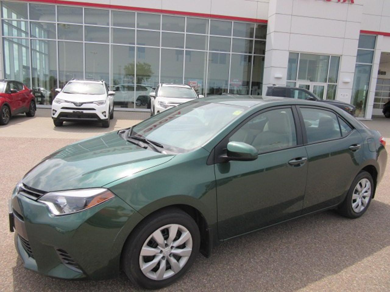 2015 Toyota Corolla LE Photo