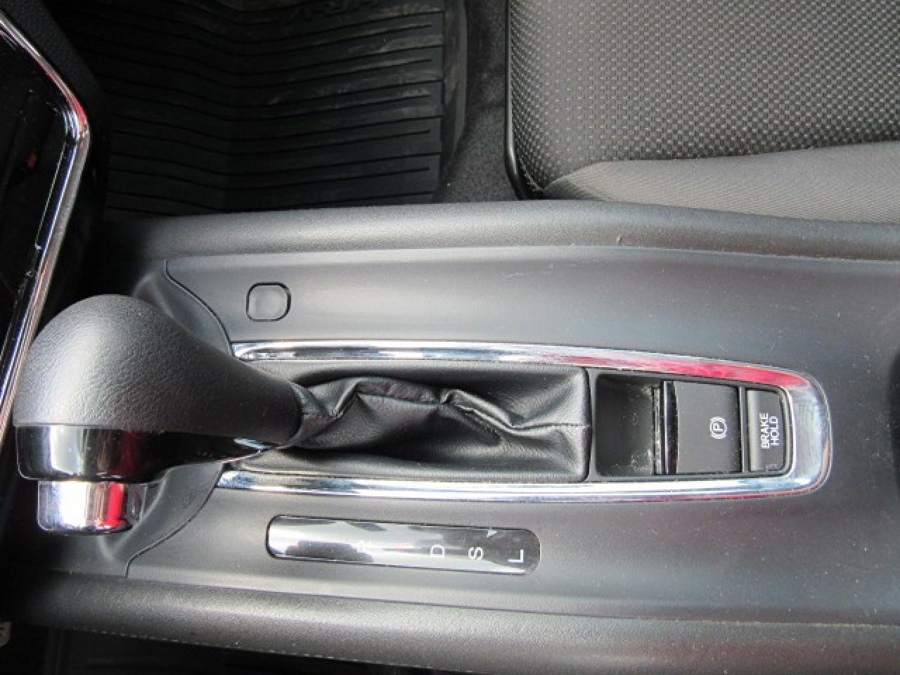 2019 Honda HR-V LX Photo