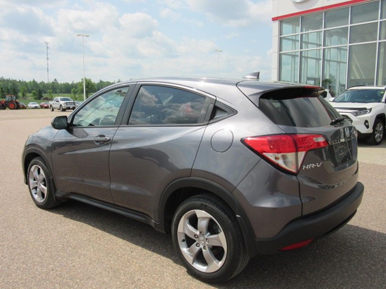 2019 Honda HR-V LX Photo3