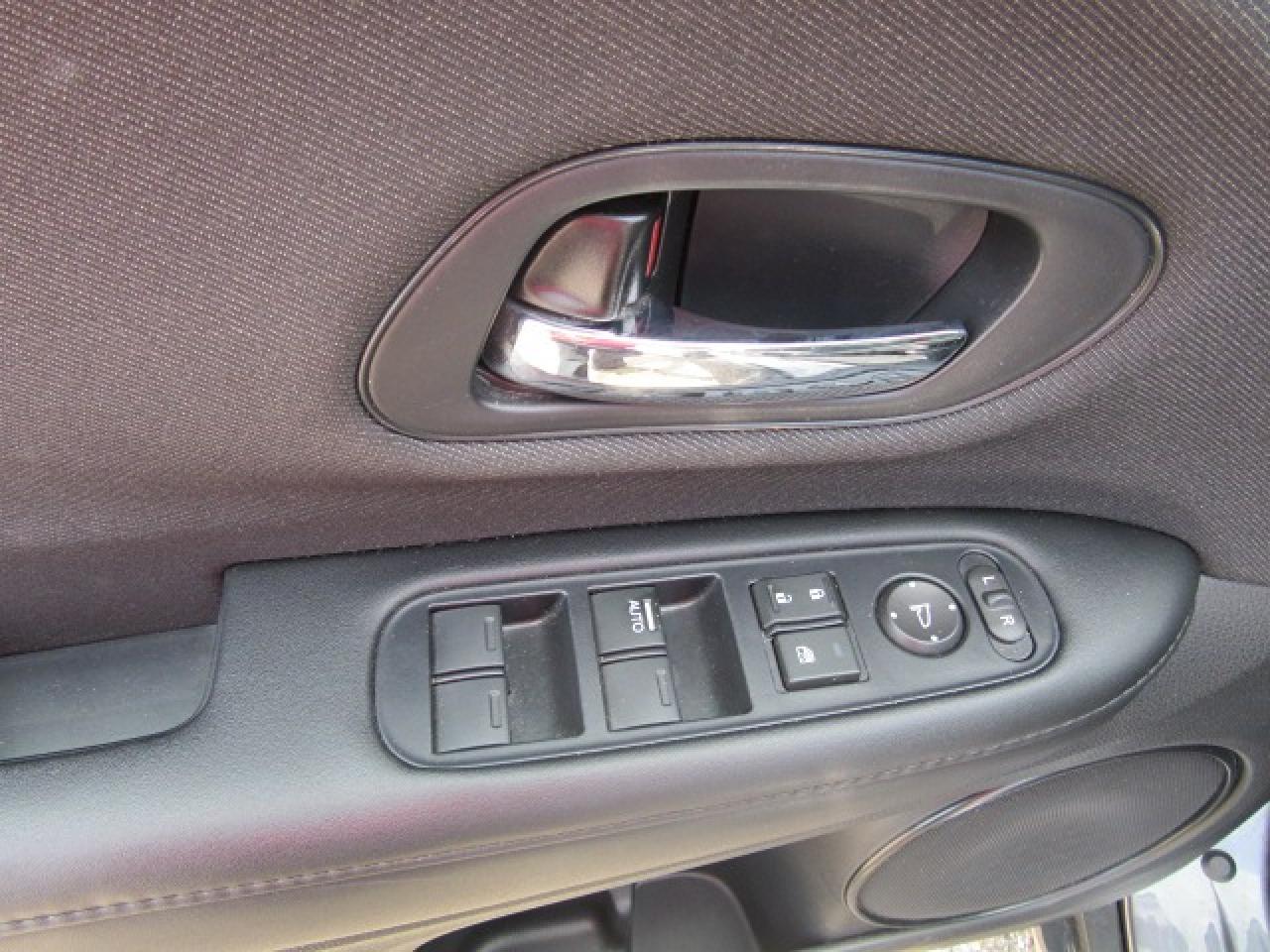 2019 Honda HR-V LX Photo