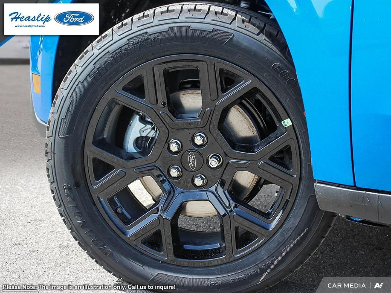 2025 Ford Maverick XLT Photo5