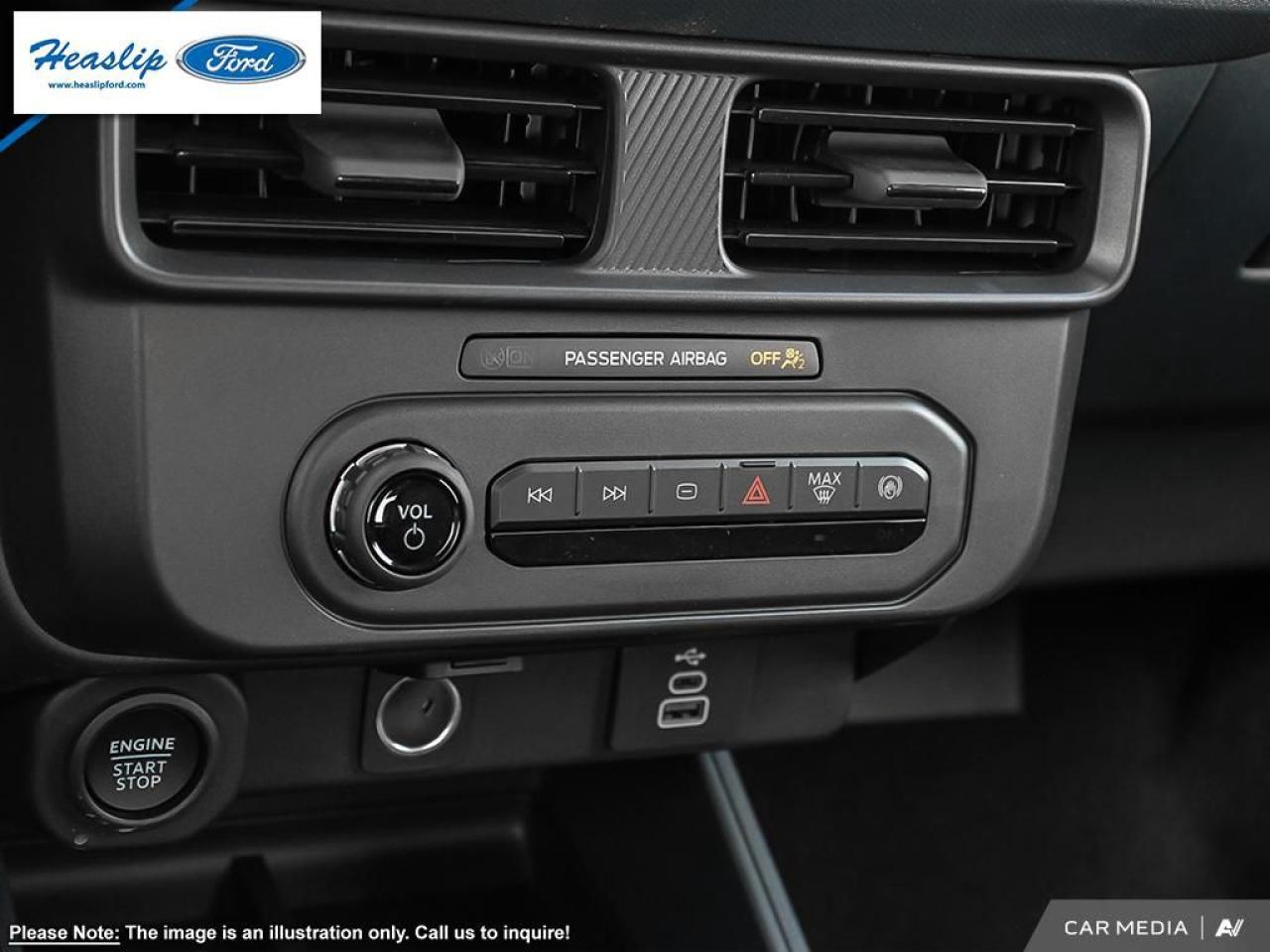 2025 Ford Maverick XLT Photo5