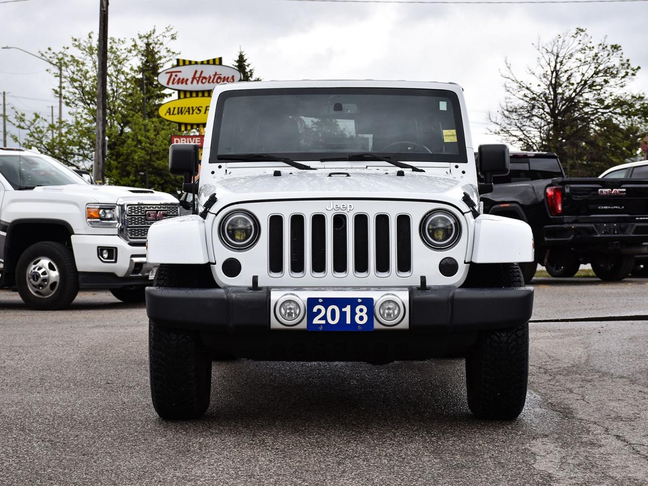 2018 Jeep Wrangler Sahara 4x4 ~Nav ~Heated Leather ~Bluetooth ~Alloys Photo2