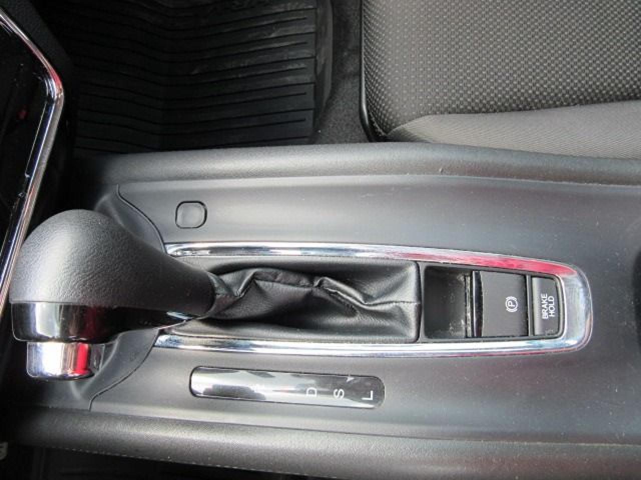 2019 Honda HR-V LX - Photo #19