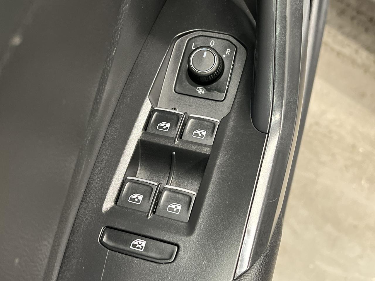 2021 Volkswagen Jetta HIGHLINE | HTD LEATHER| SUNROOF| CARPLAY| NAV Photo