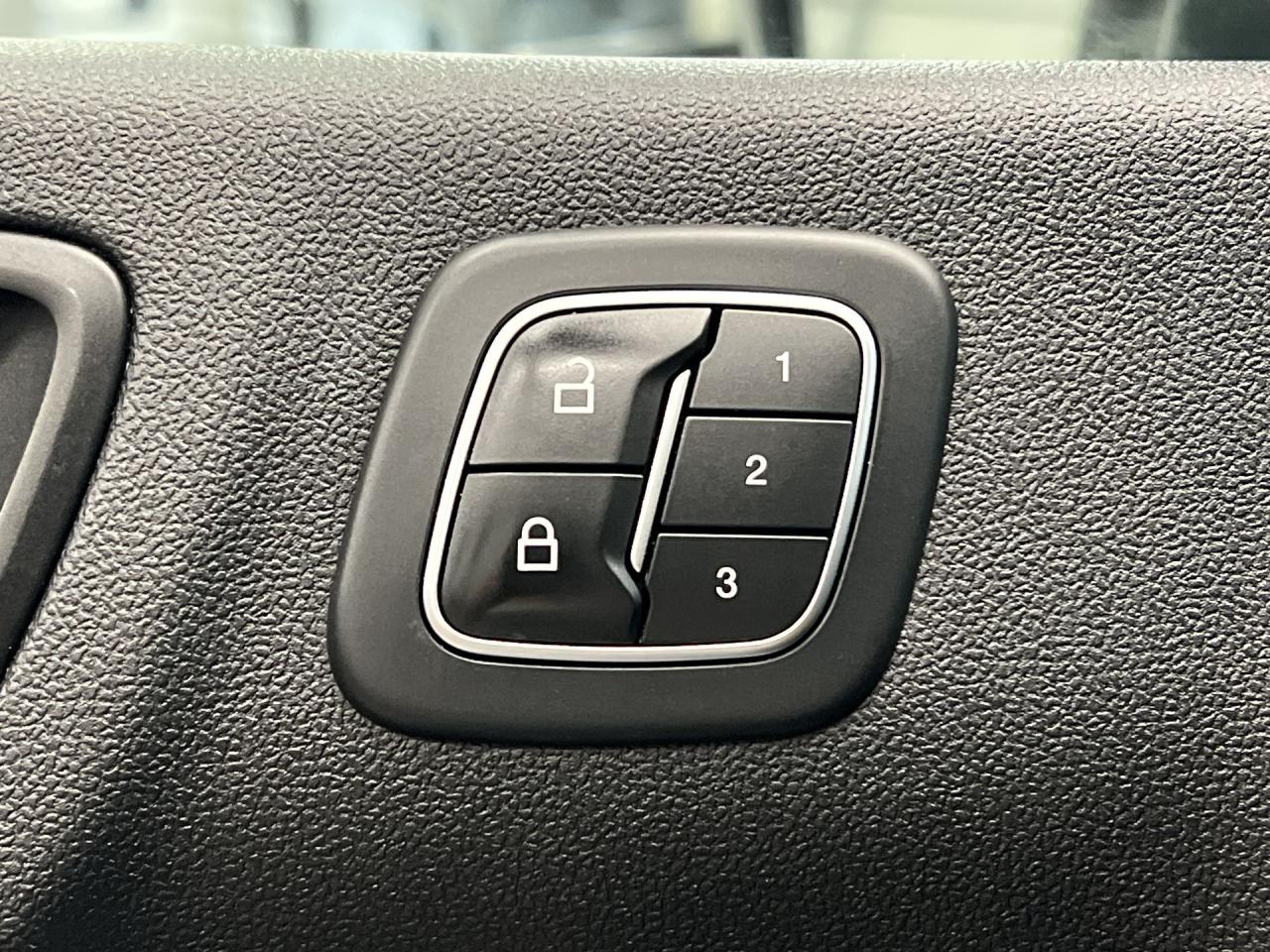 12522673