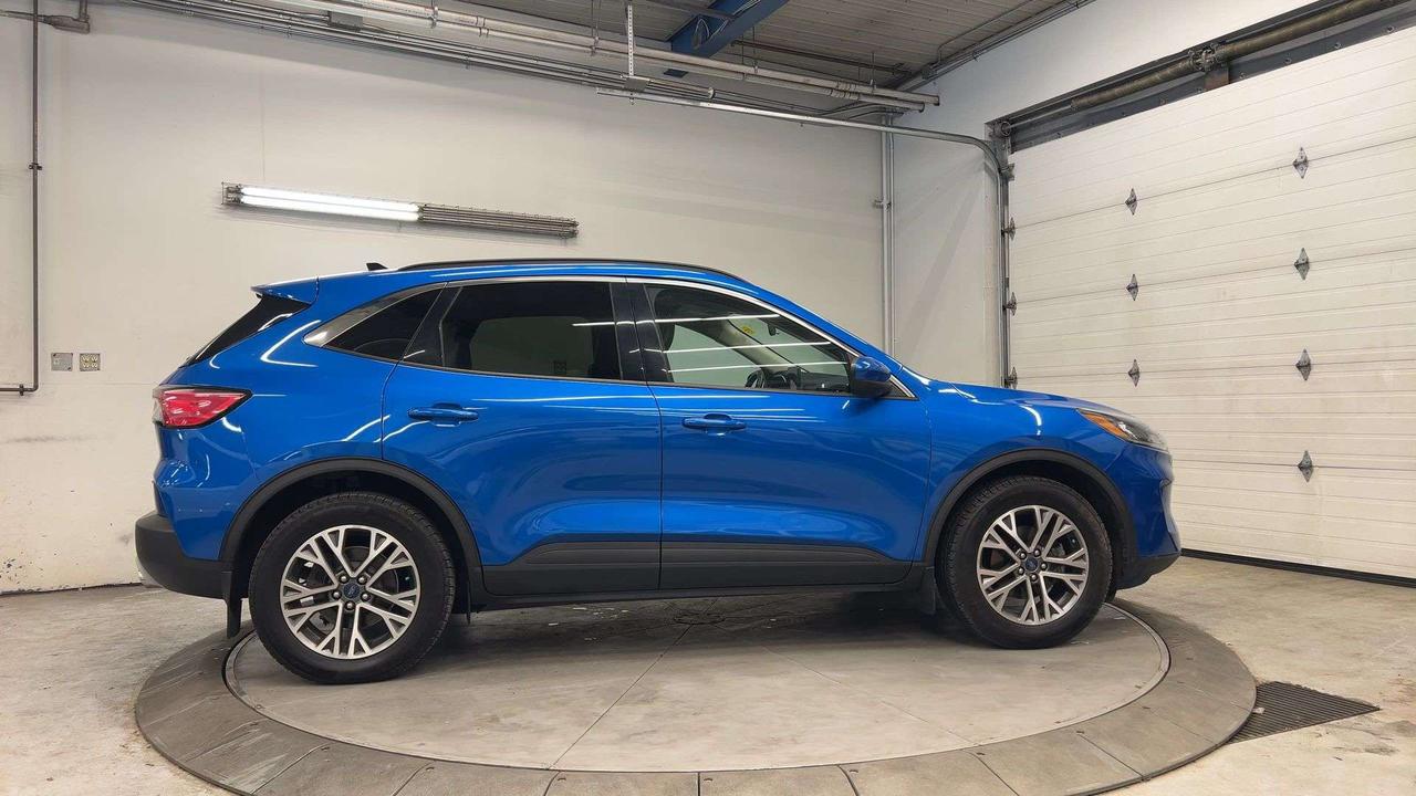 2020 Ford Escape SEL AWD| LOW KMS| LEATHER| HTD SEATS| CARPLAY Photo