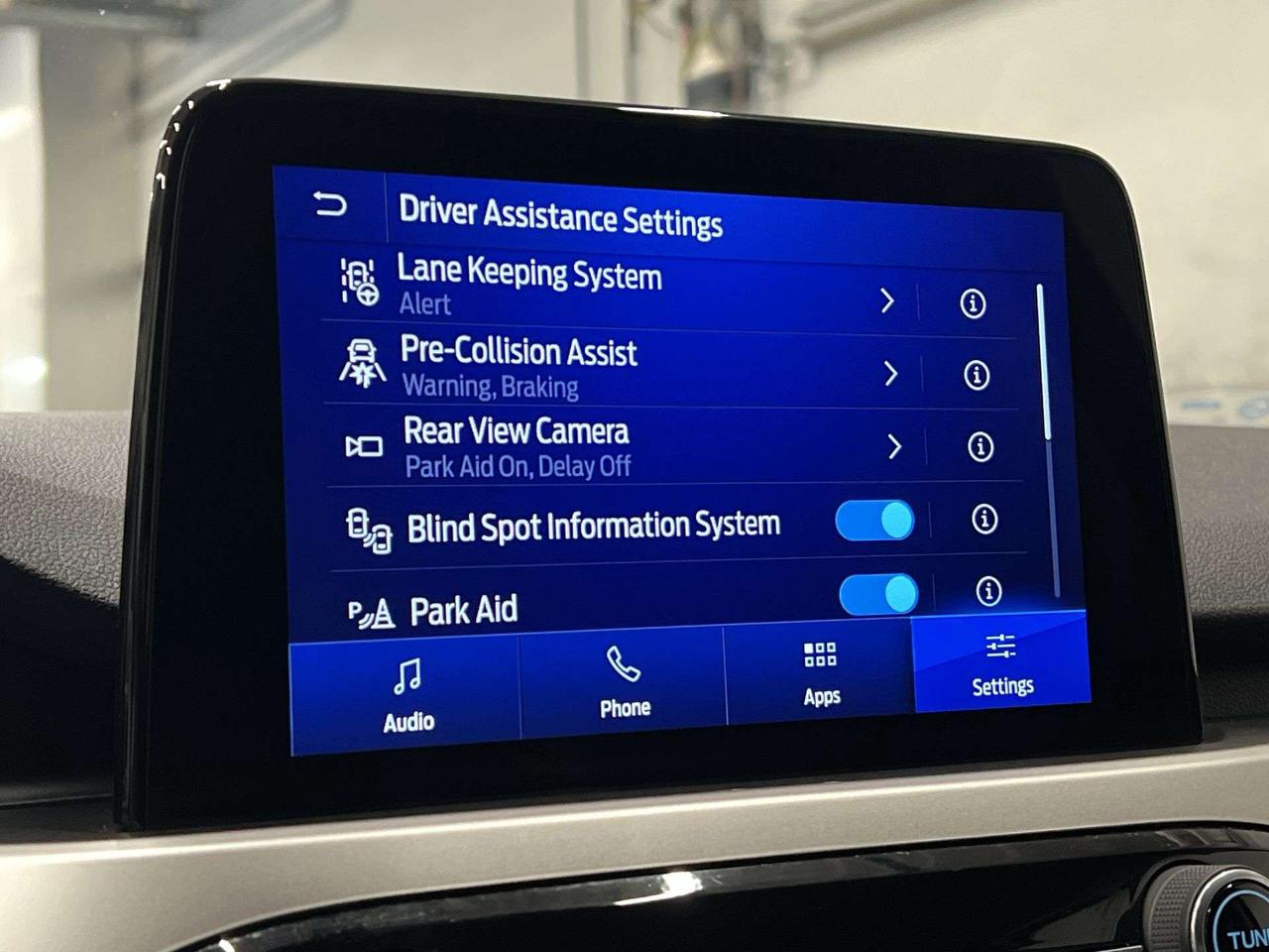 2020 Ford Escape SEL AWD| LOW KMS| LEATHER| HTD SEATS| CARPLAY Photo