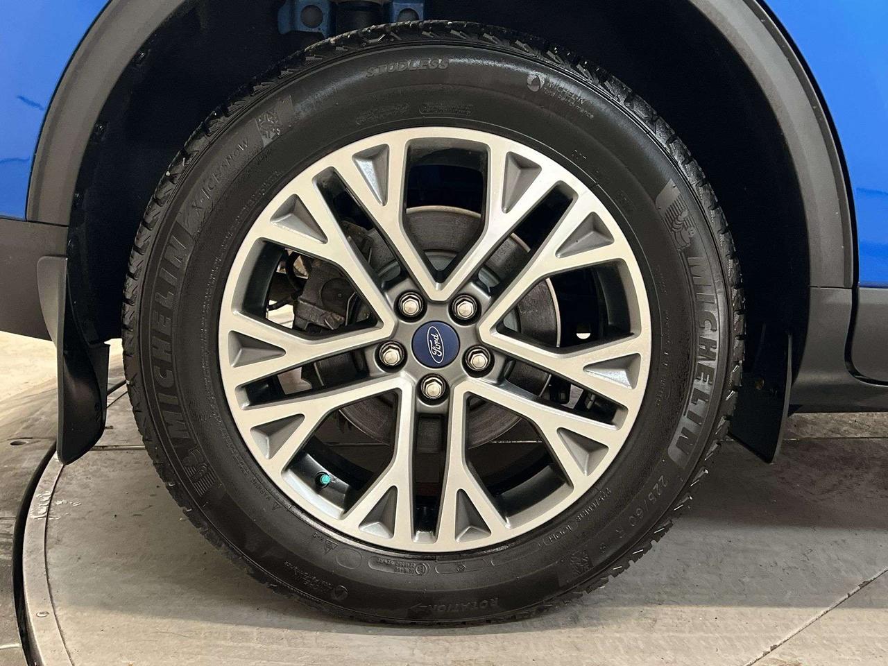 2020 Ford Escape SEL AWD| LOW KMS| LEATHER| HTD SEATS| CARPLAY Photo