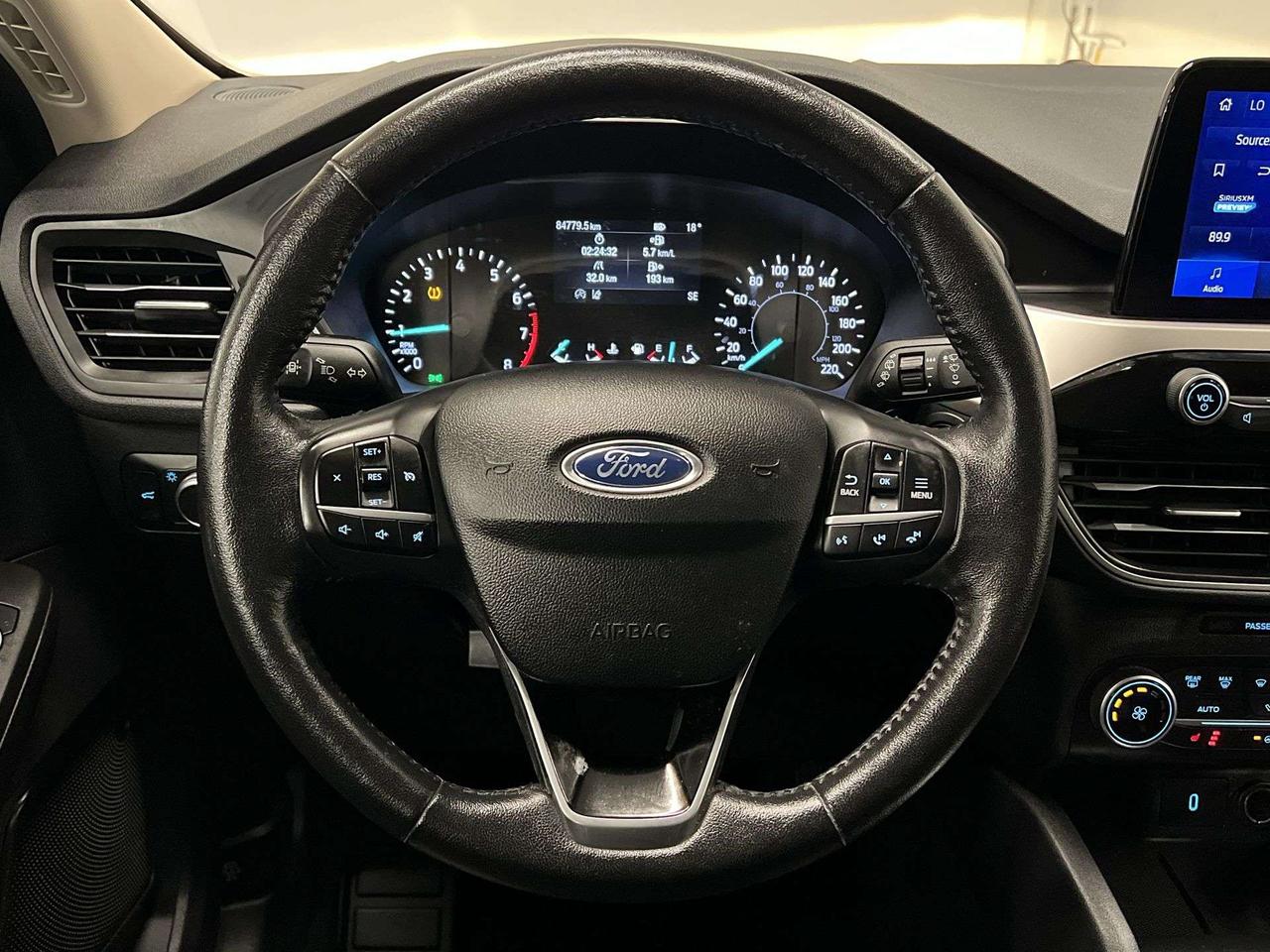 2020 Ford Escape SEL AWD| LOW KMS| LEATHER| HTD SEATS| CARPLAY Photo