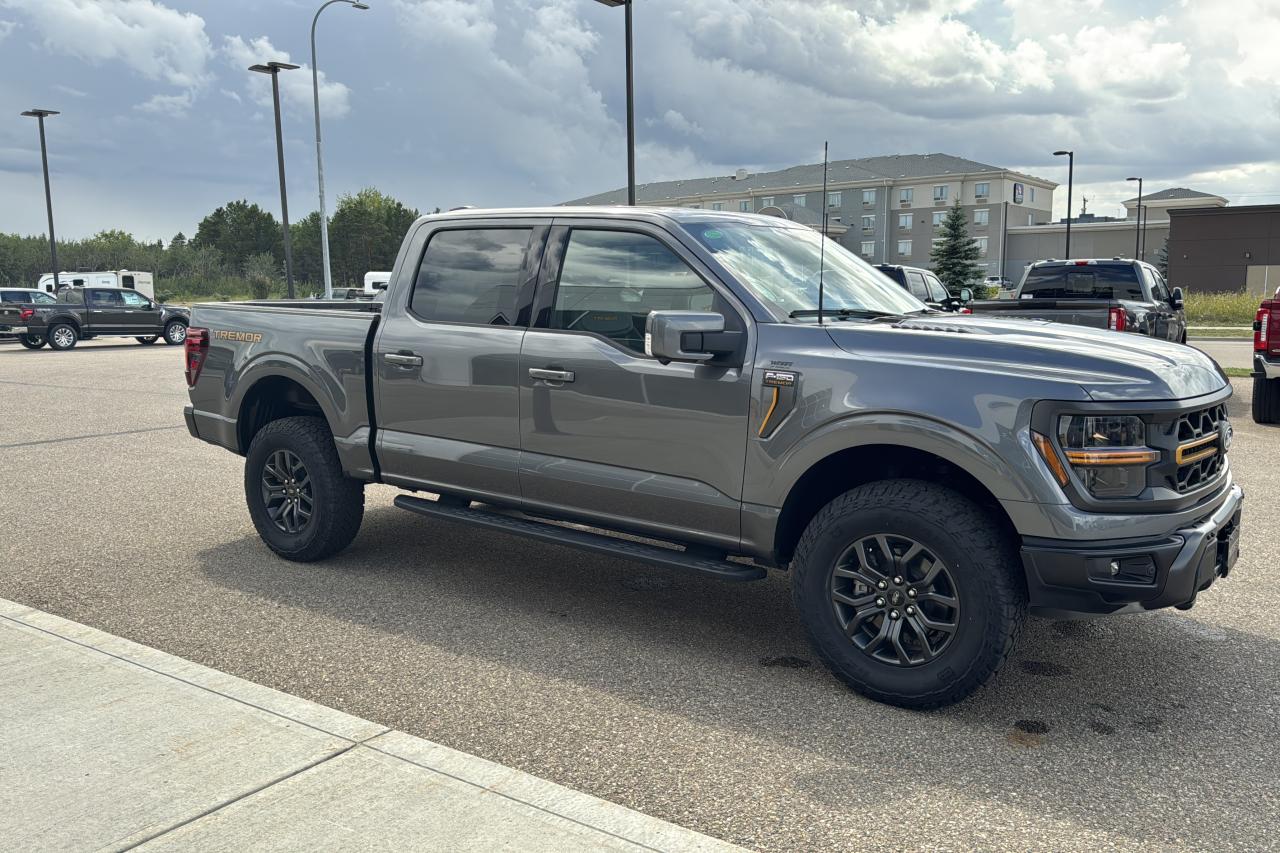 2025 Ford F-150 Tremor Photo5