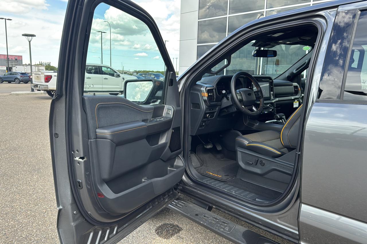 2025 Ford F-150 Tremor Photo5