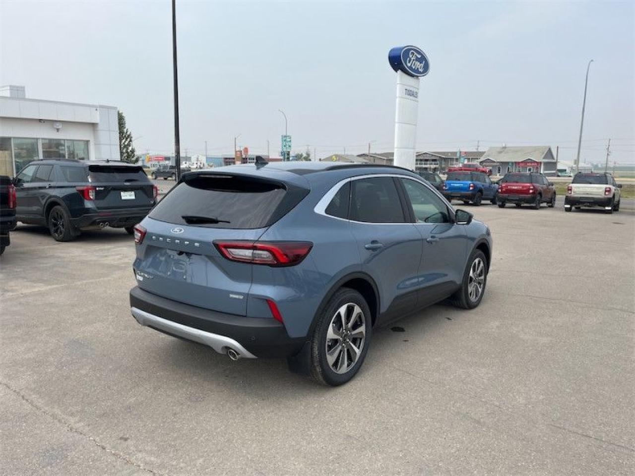 2025 Ford Escape Platinum  - Heated Seats Photo5