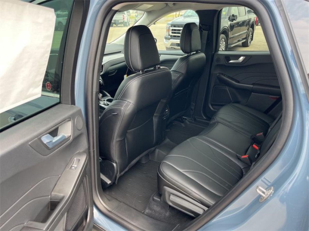 2025 Ford Escape Platinum  - Heated Seats Photo5