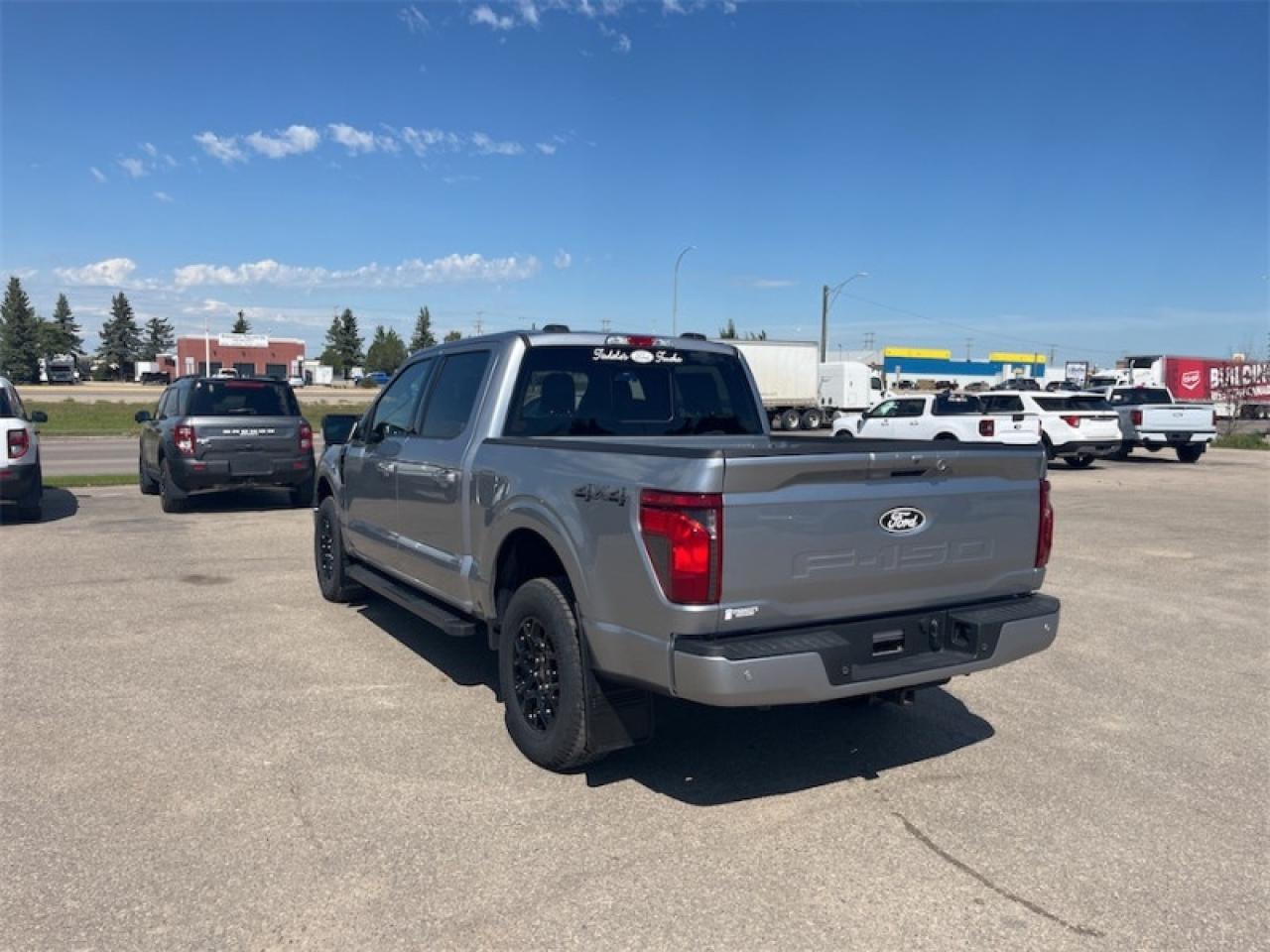 2025 Ford F-150 XLT  - 18" Wheels Photo5