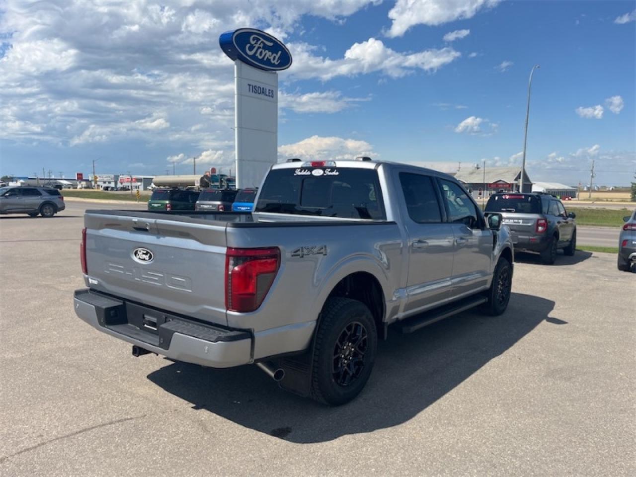 2025 Ford F-150 XLT  - 18" Wheels Photo5