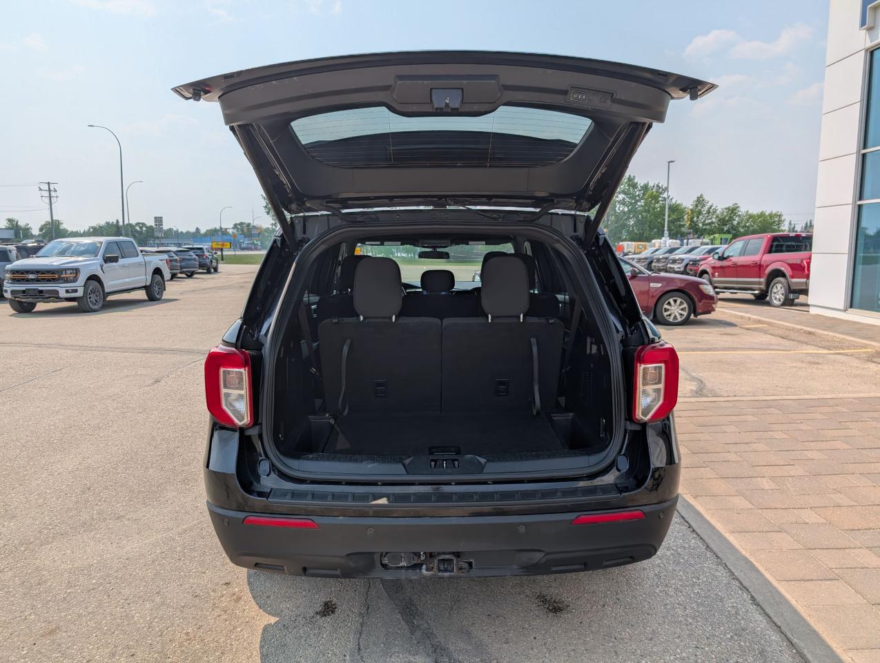 2020 Ford Explorer XLT Photo5