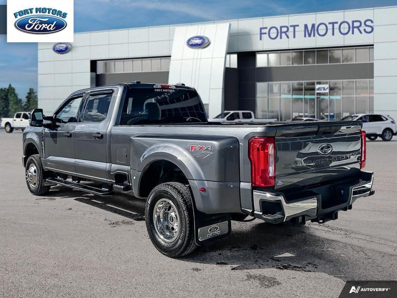 2024 Ford F-350 4X4 CREW CAB PU DRW/ Photo3