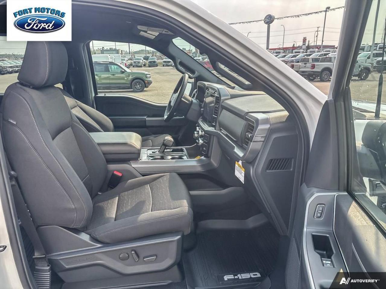 2025 Ford F-150 XLT Photo5