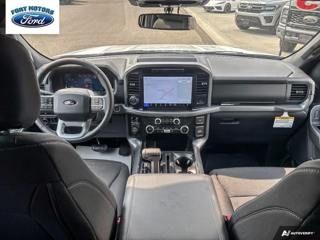 2025 Ford F-150 XLT Photo5