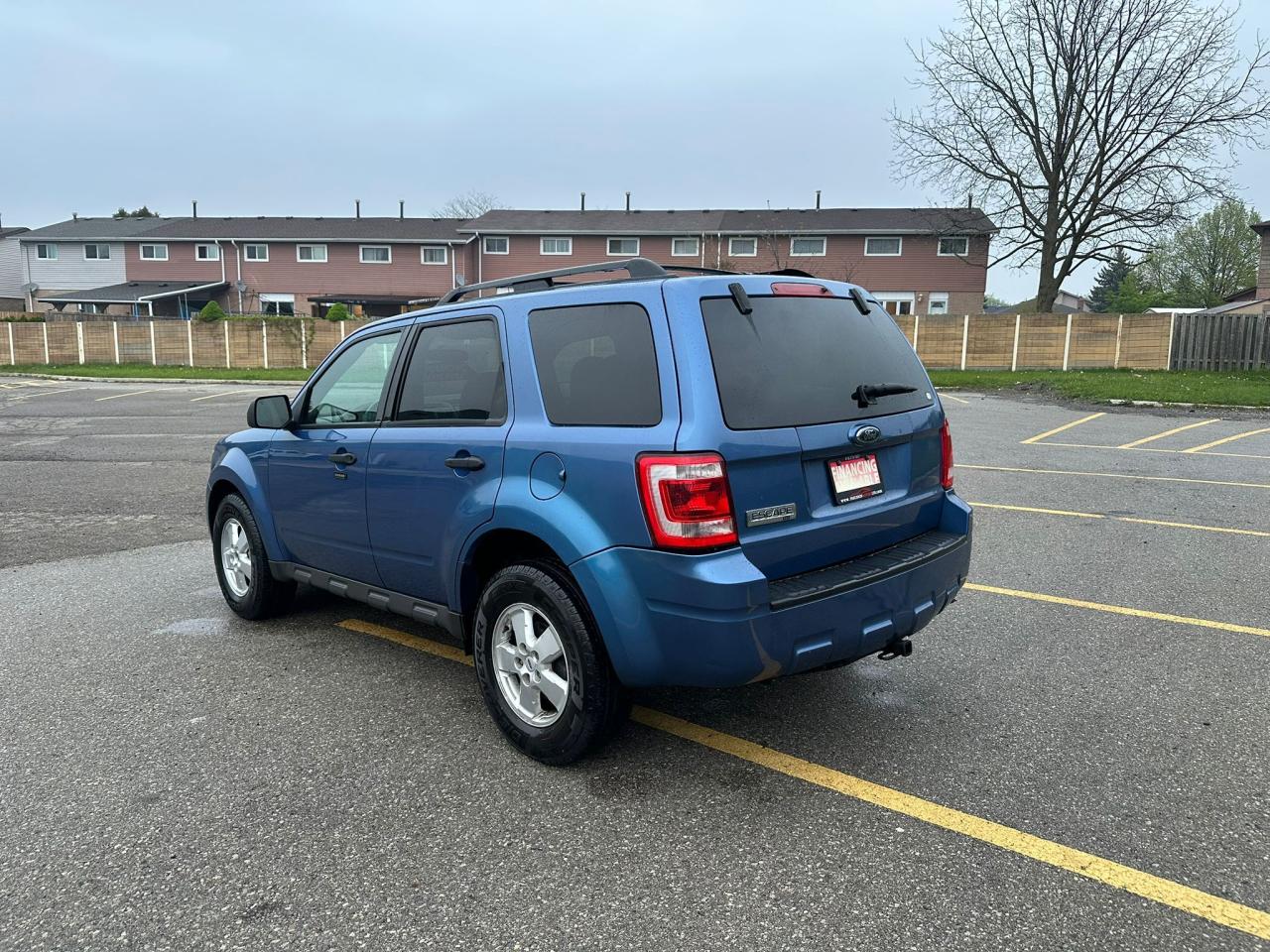 2009 Ford Escape XLT - Photo #6