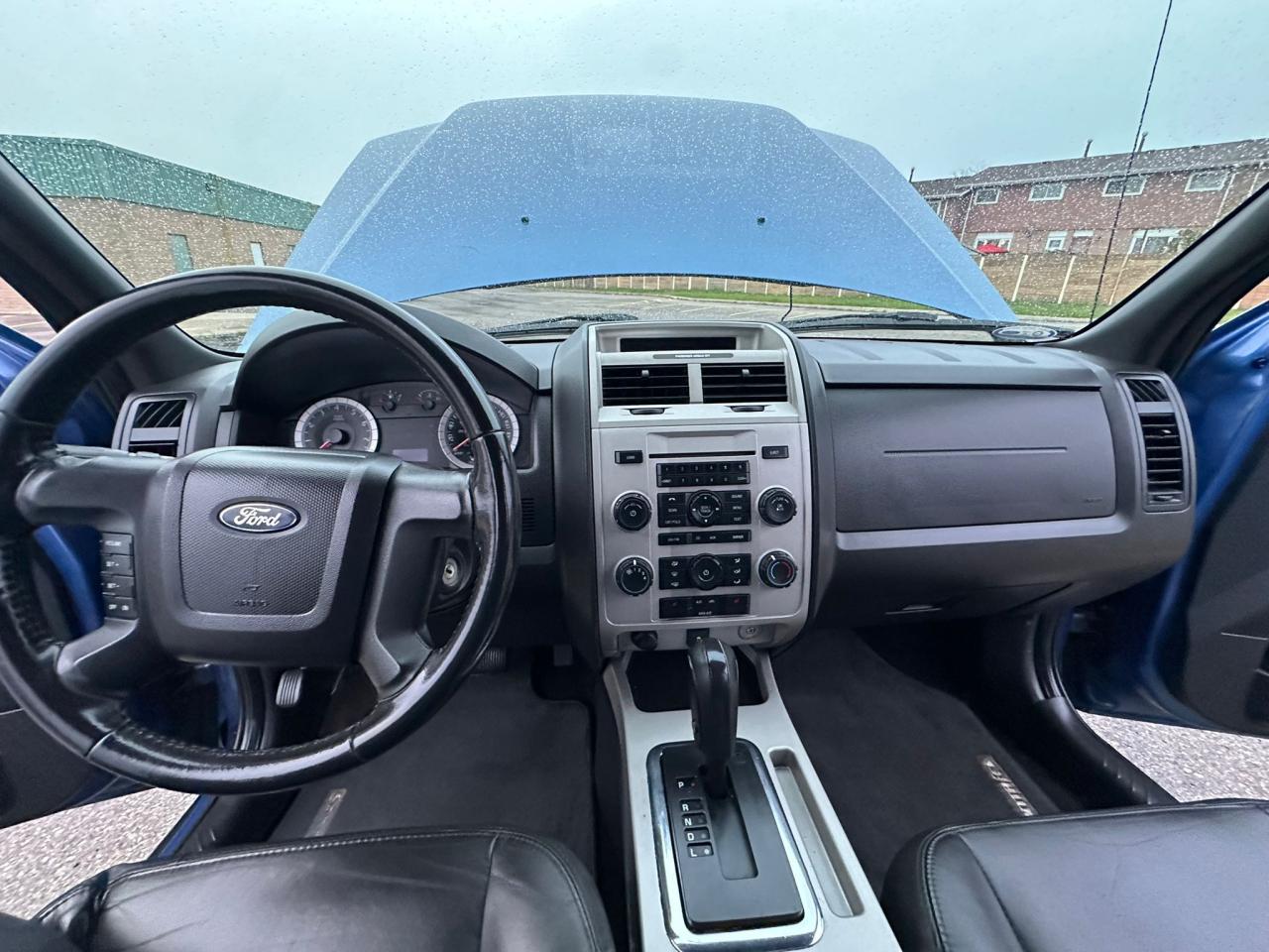 2009 Ford Escape XLT - Photo #16