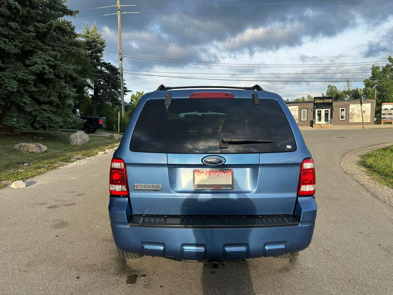 2009 Ford Escape XLT - Photo #5