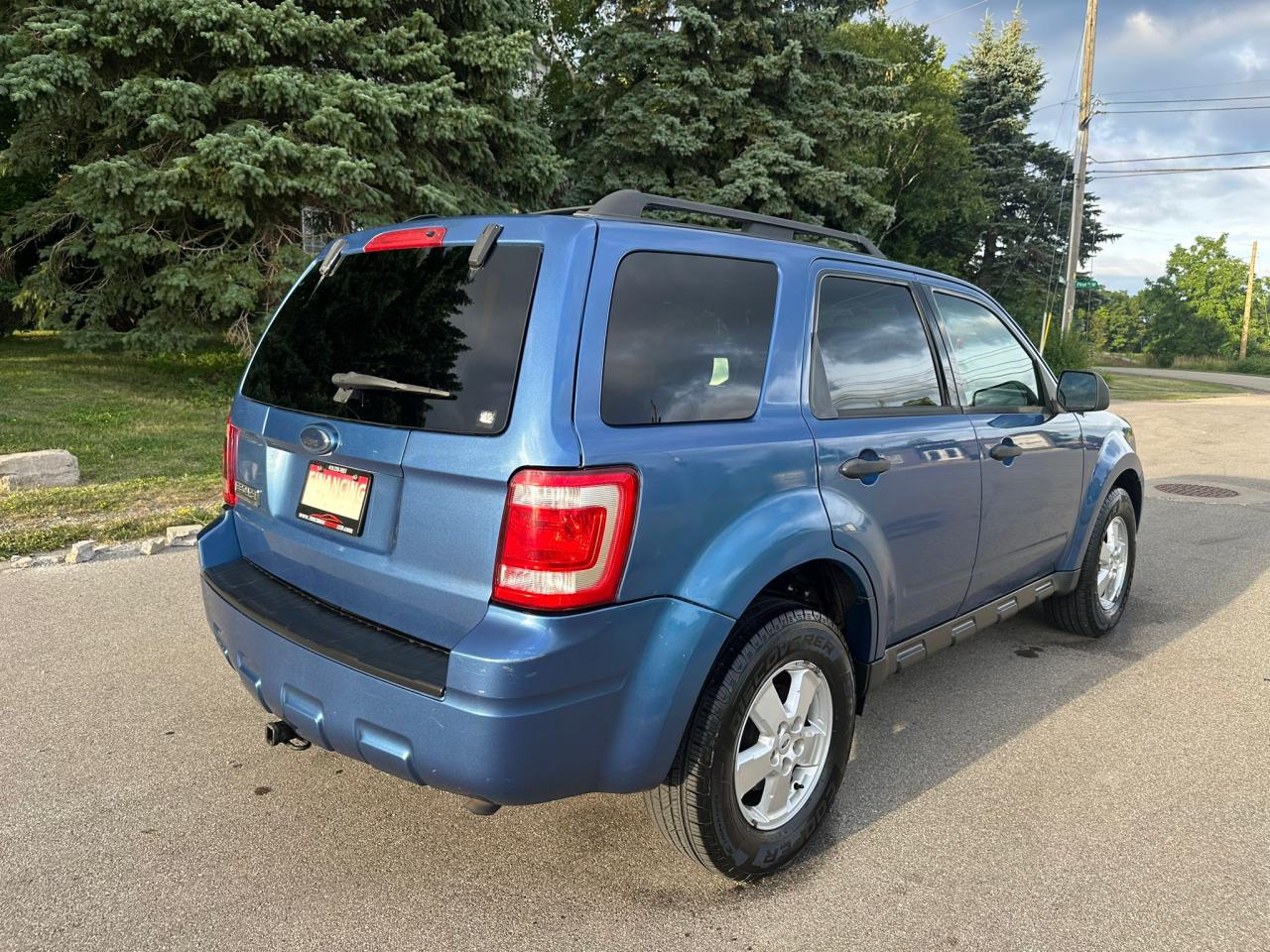 2009 Ford Escape XLT - Photo #6