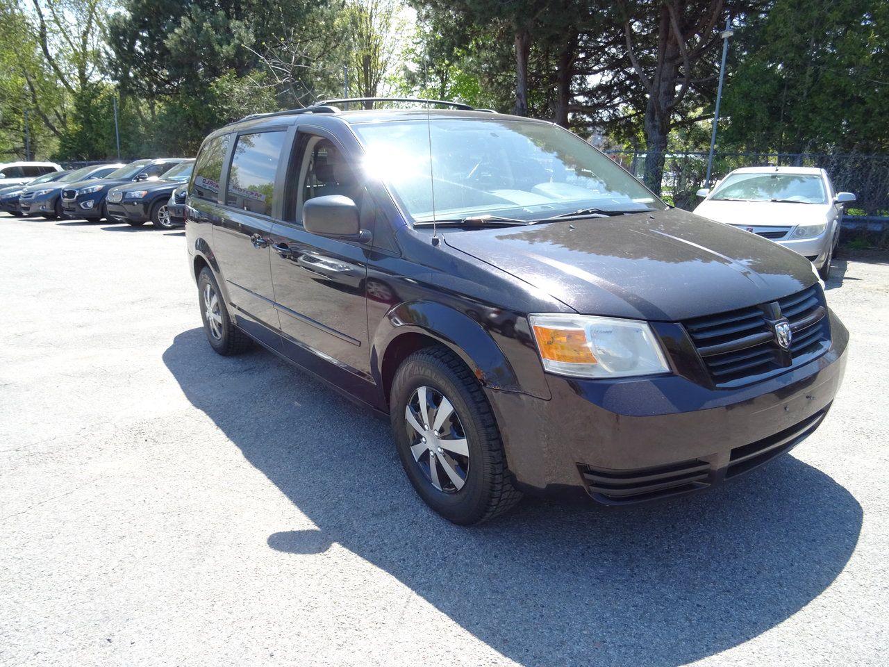 2010 Dodge Grand Caravan SE - Photo #4