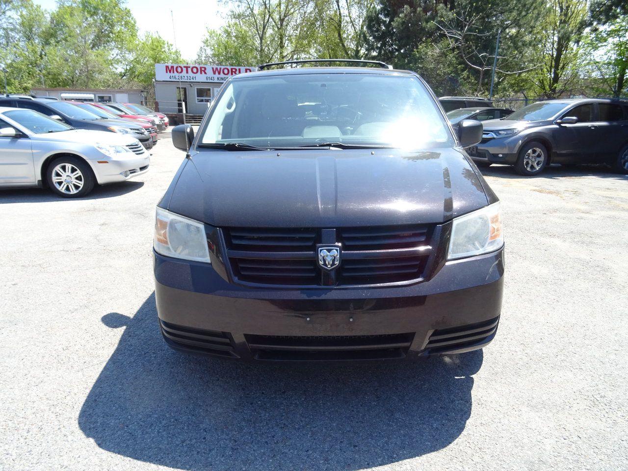 2010 Dodge Grand Caravan SE - Photo #3