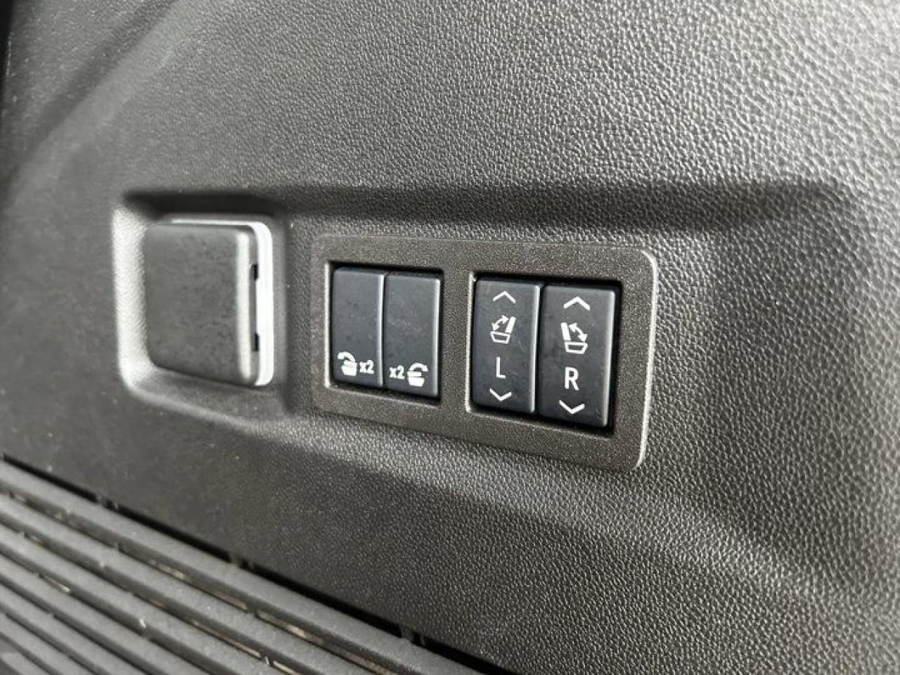 12523771