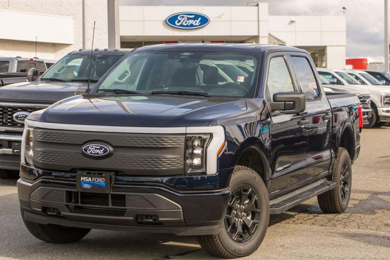 New 2025 Ford F-150 Lightning XLT for sale in Abbotsford, BC
